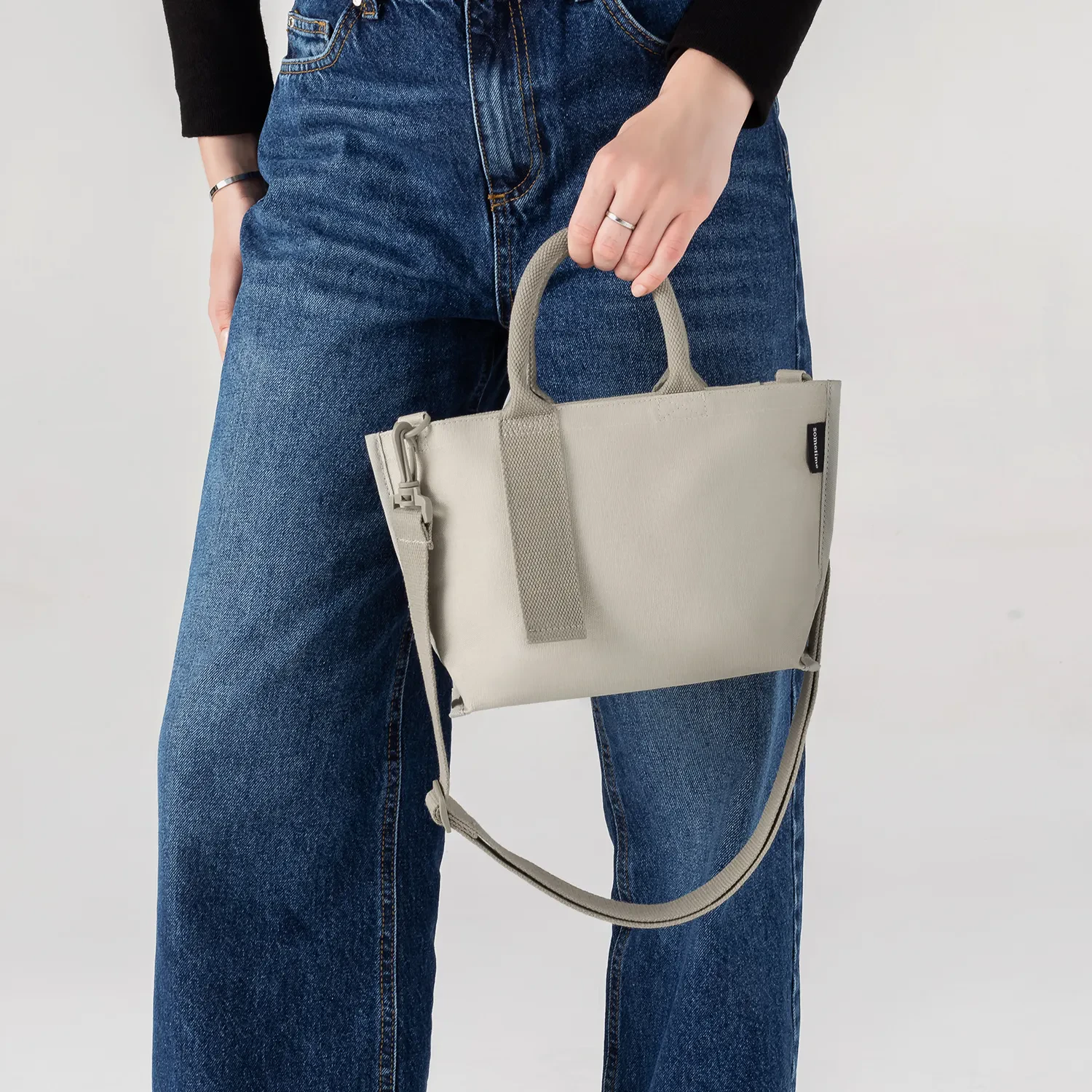 ESLONA MINI CROSSBODY BAG - TIMBERWOLF